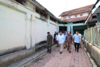 Calon presiden Koalisi Indonesia Maju (KIM) Prabowo Subianto berkunjung ke Museum Pembela Tanah Air (Peta) di Kota Blitar, Jawa Timur. (Dok. Tim Media Prabowo-Gibran)